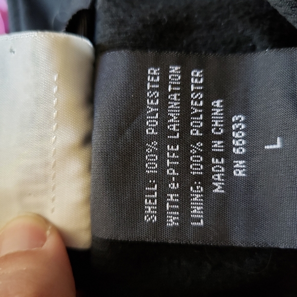 Runner's World Windstopper Size L - Picture 10 of 10